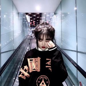 看黄色录像看护土姐姐日逼大片
